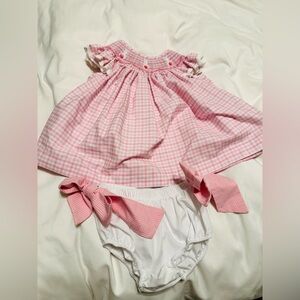 Classic smocked pink gingham bunny dress/diaper cover bow set! 😍